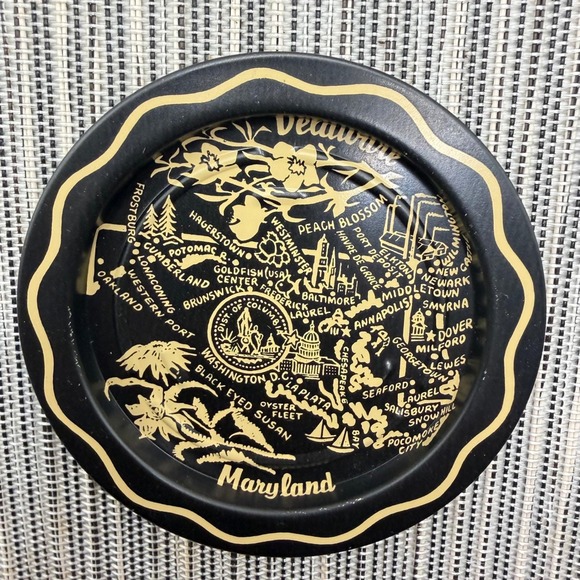 Other - Vintage Maryland Delaware DC Souvenir Metal Coasters Set of 4 Black Gold Map Tin